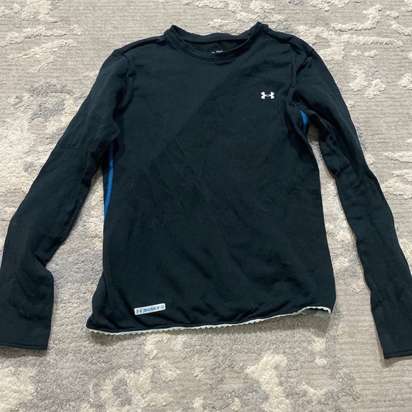 under armour Long Sleeve Size MD Tshirt Blouse Pullover Stretch - Picture 2 of 6